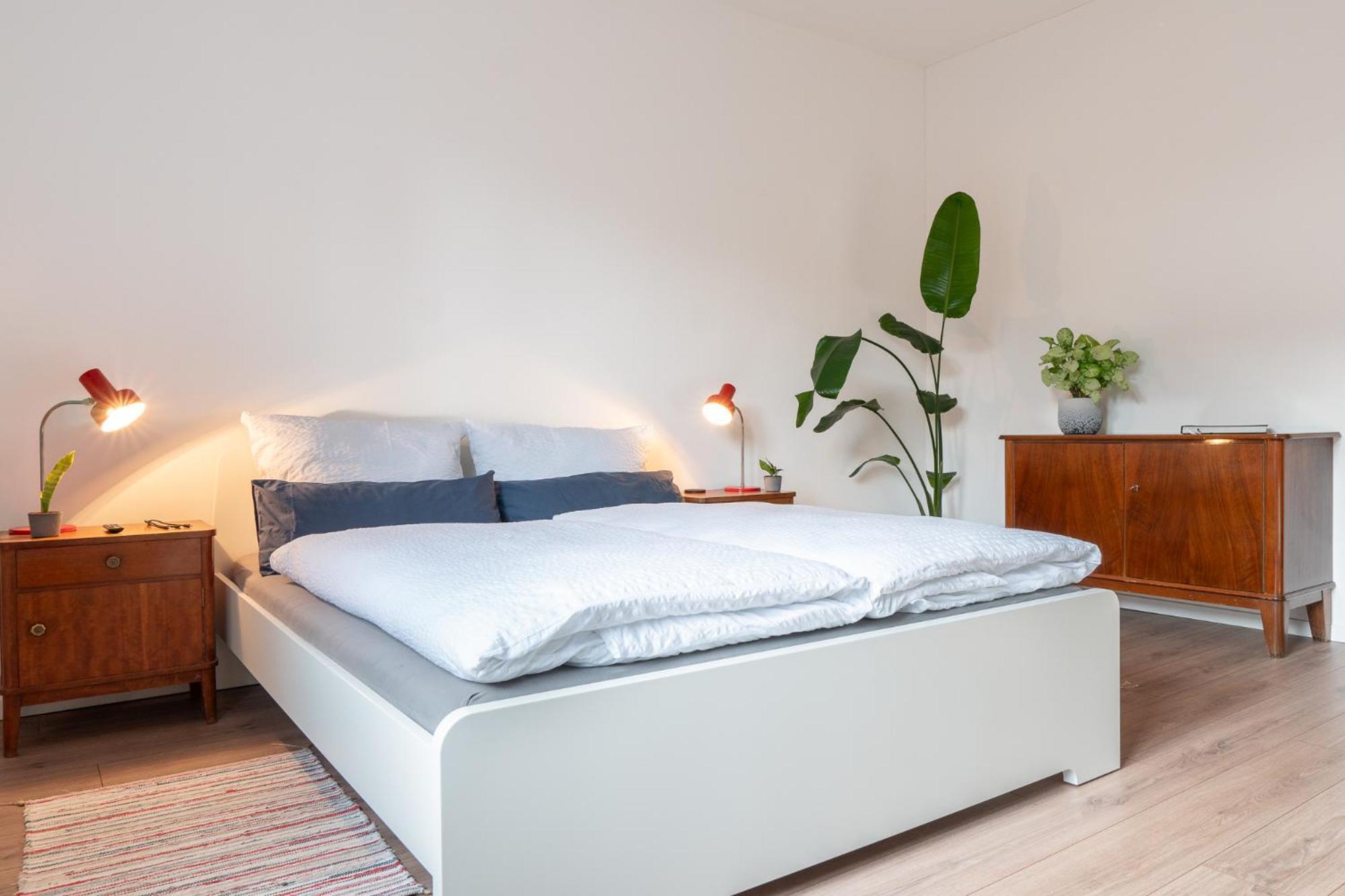 Luxurioeses Apartment, 10Min Innenstadt, Parkplatz エアフルト エクステリア 写真