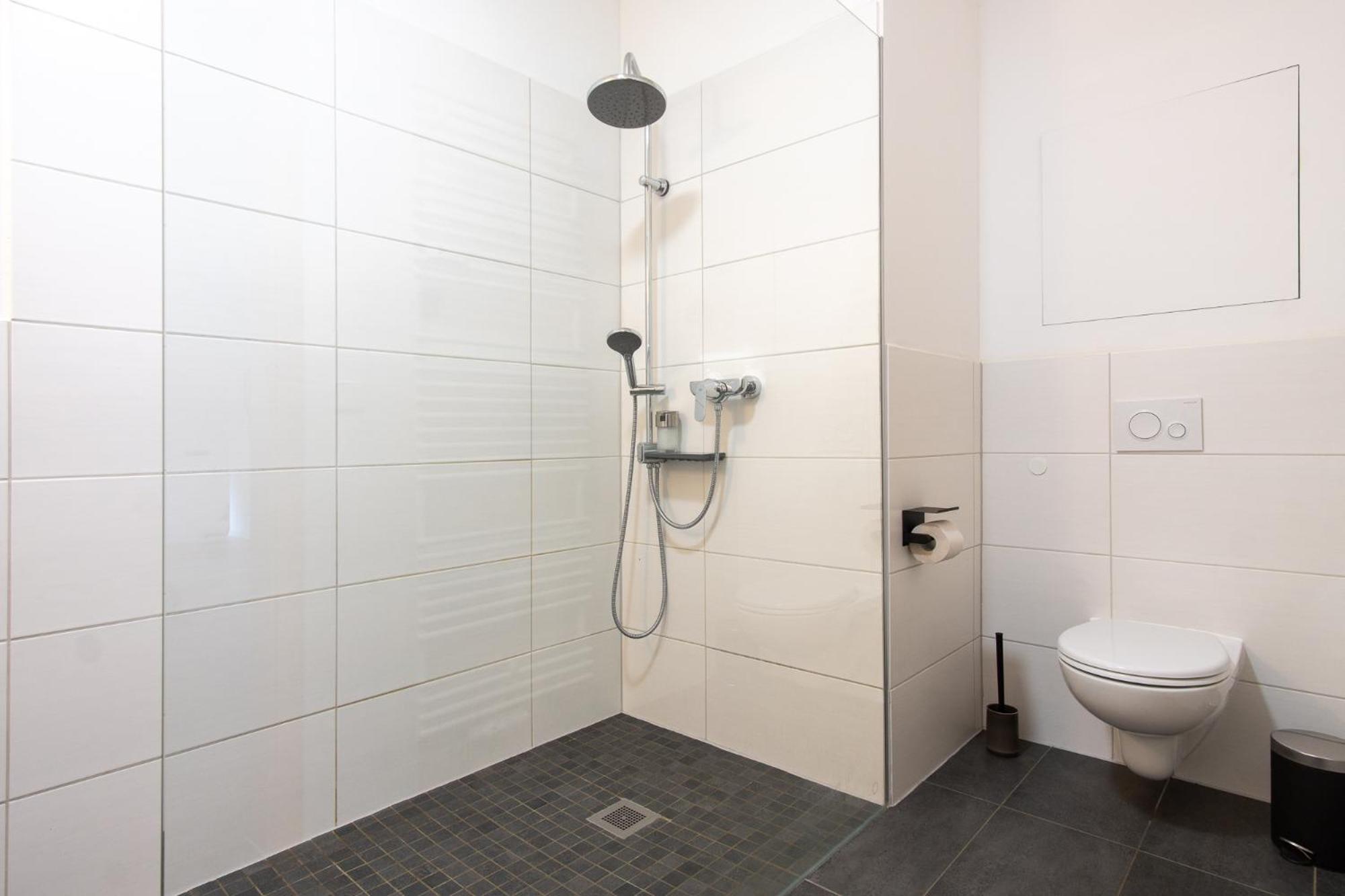 Luxurioeses Apartment, 10Min Innenstadt, Parkplatz エアフルト エクステリア 写真